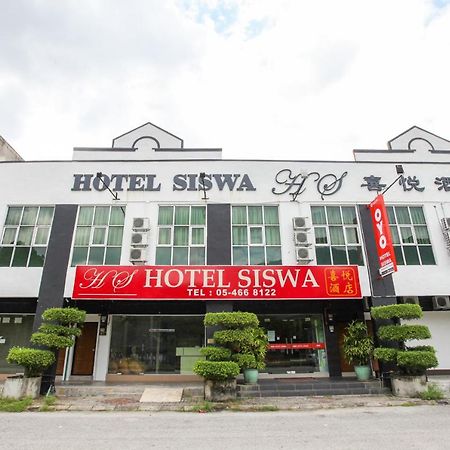 Oyo 89539 Hotel Siswa Кампар Экстерьер фото